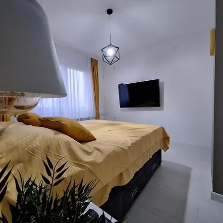 Nikola Vukosavljevic Apartment *