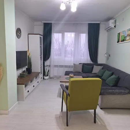 Nikola Vukosavljevic Apartment *